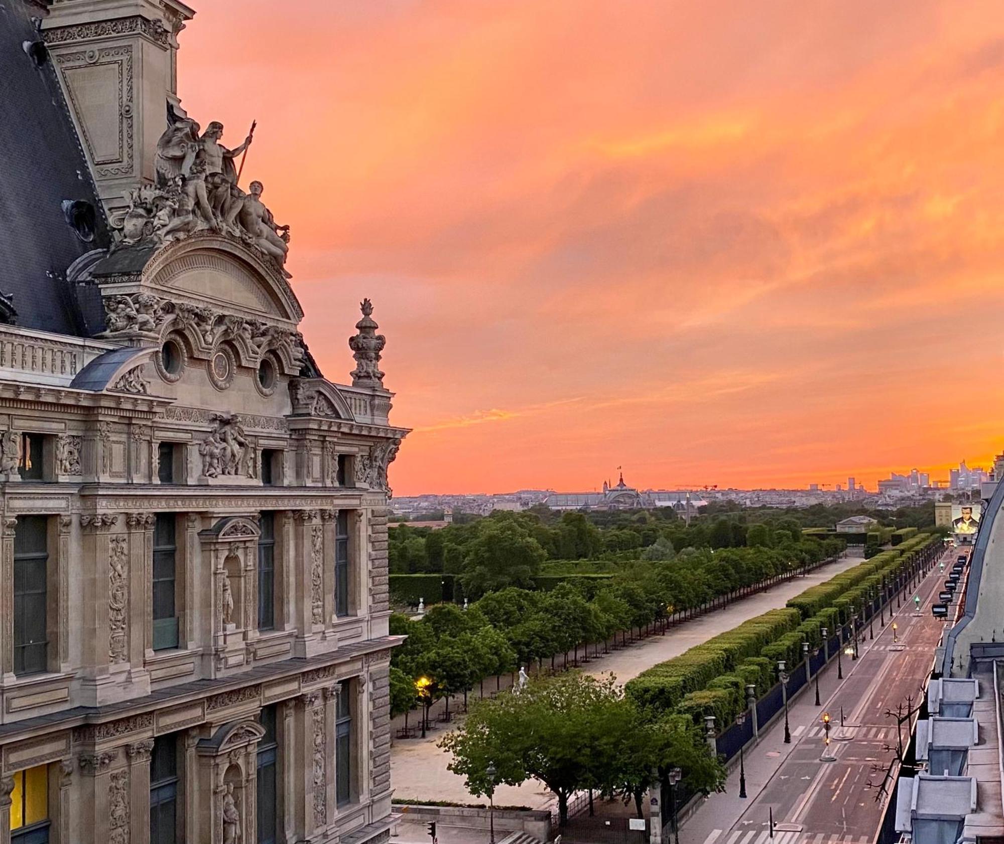 Apartmán Prestige Sur Louvre Et Tuileries Paříž Exteriér fotografie