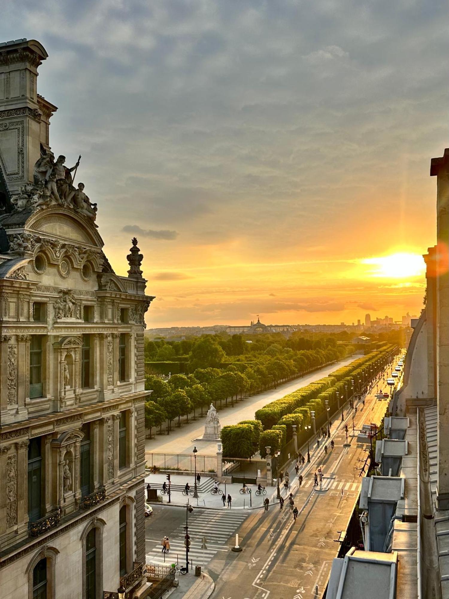 Apartmán Prestige Sur Louvre Et Tuileries Paříž Exteriér fotografie